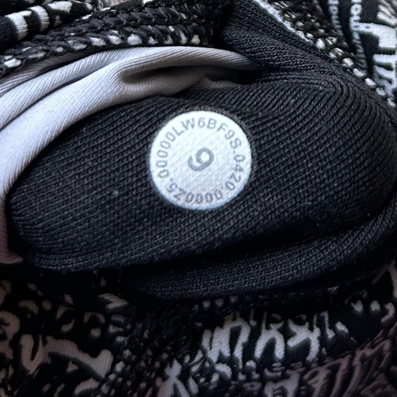 Lululemon Wunder Train High -Rise Crop 21” Tear It Up Alpine White Size6 EUC - Picture 14 of 15